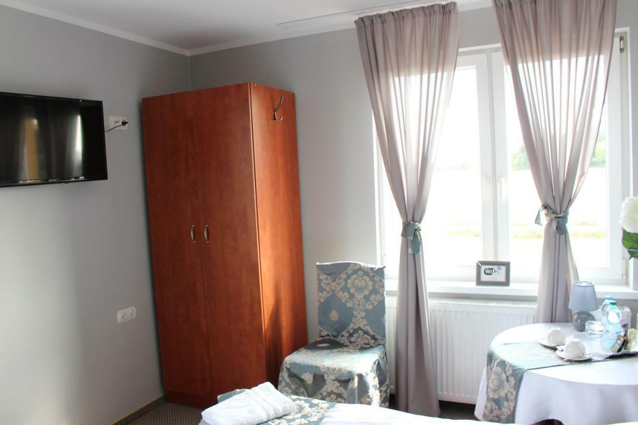 Restauracja Hotel Kassandra Września Exterior foto